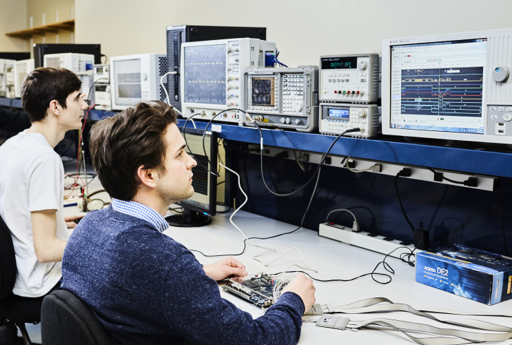 Programme court de 2e cycle en génie électrique : modélisation et traitement de l'information de l'ÉTS