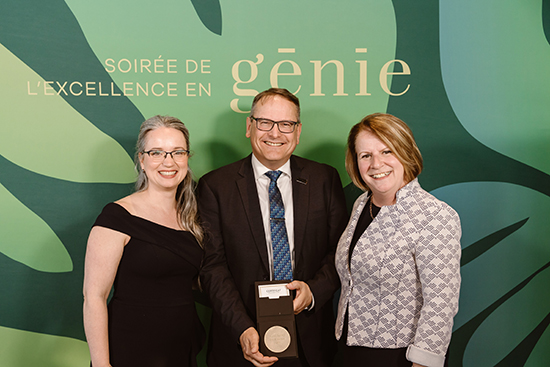 Éric Bordeleau remporte le Mérite du CIQ