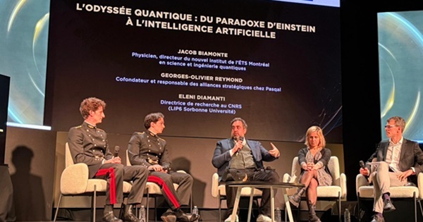 Discussion sur l'odyssée quantique, featuring des experts en physique et intelligence artificielle, explorant des concepts innovants.