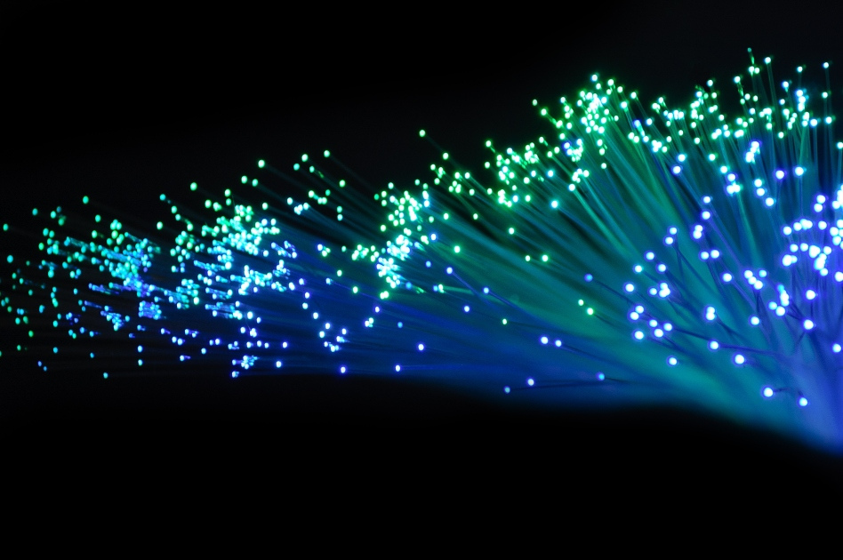 948x630 optical fiber 2077976