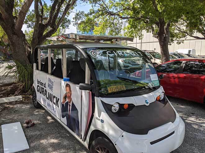 Circuit low-speed electric vehicle