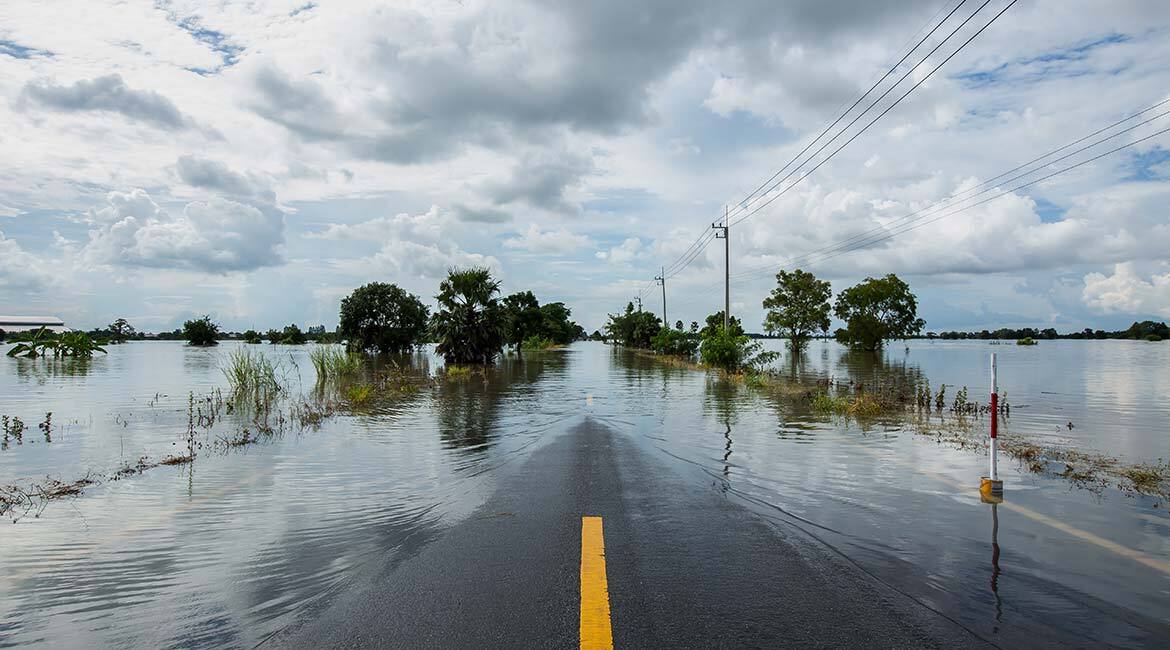 Étude d'inondation et impacts sur infrastructures.