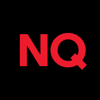 Logo avec lettres "NQ" en rouge sur fond noir.