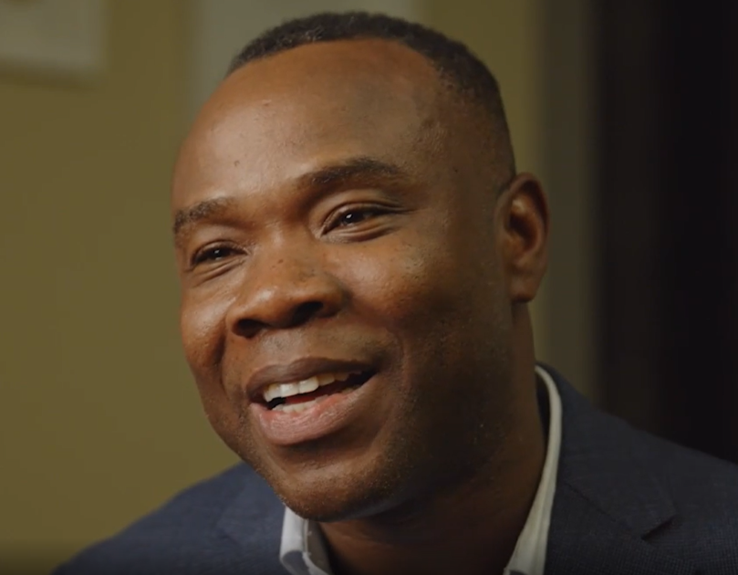 Conrad boton 809x630