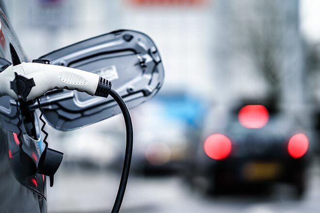 Borne de chargement pour voitures électriques