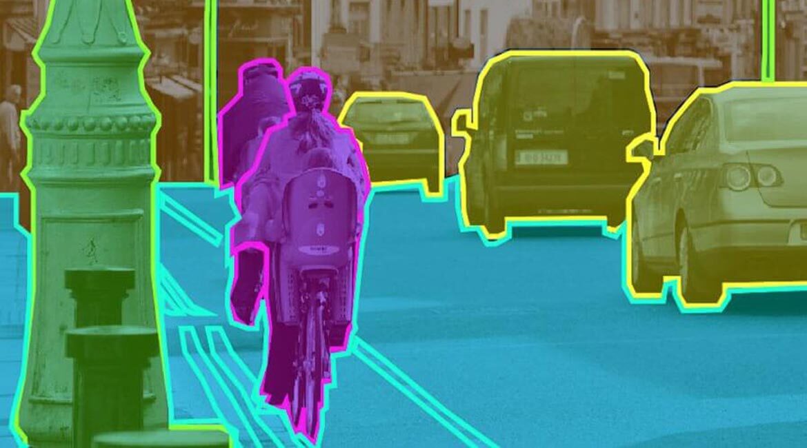 Conception urbaine futuriste avec vélo et voitures, en tons néons.