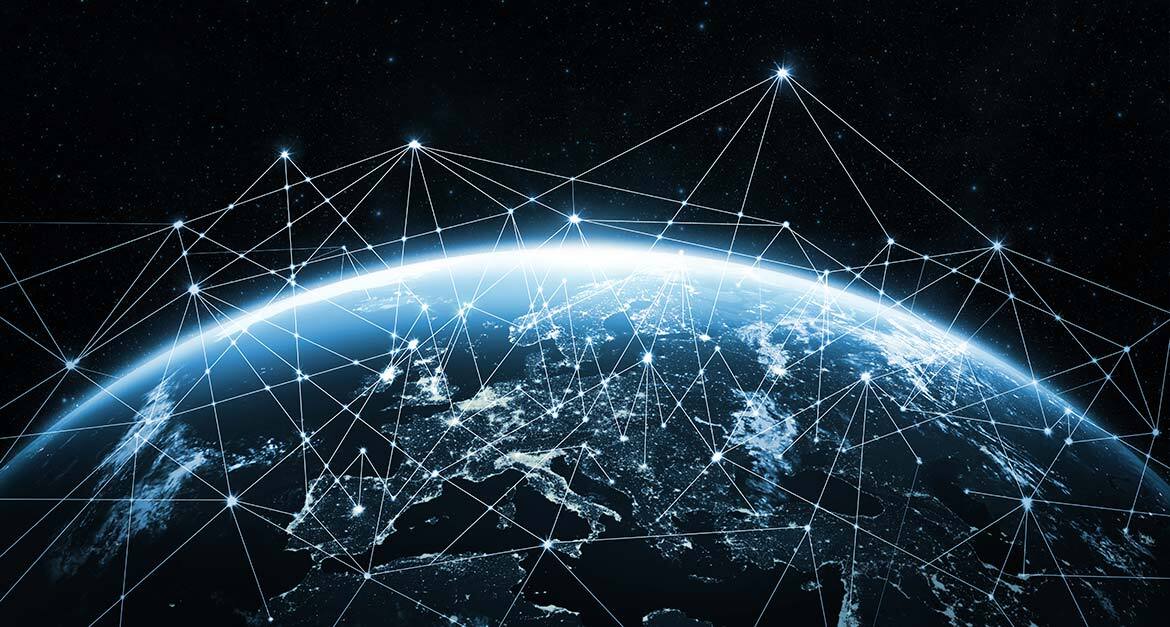 Réseau global connectant la Terre, symbolisant la technologie et l'innovation.