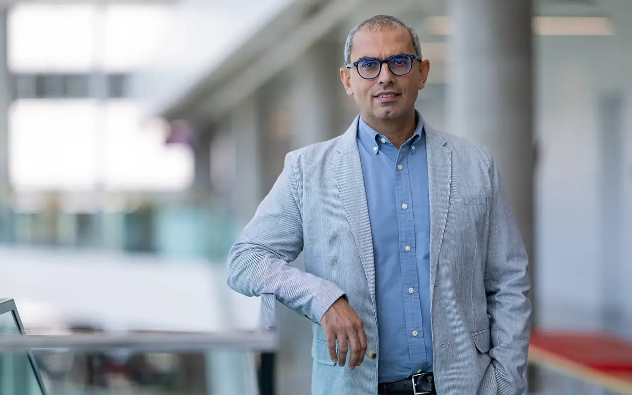 Omur Dagdeviren, professeur à l'ÉTS
